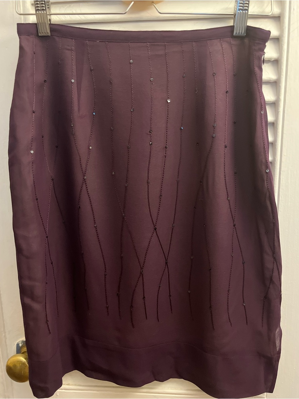 Norton McNaughton Vintage Women’s Plum Beaded Lined Skirt, 100% Silk. Size 8P